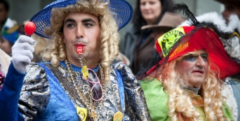 7 mandamentos de "sobrevivência" para os foliões do Carnaval