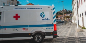 Unidade móvel para testes Covid em Leiria